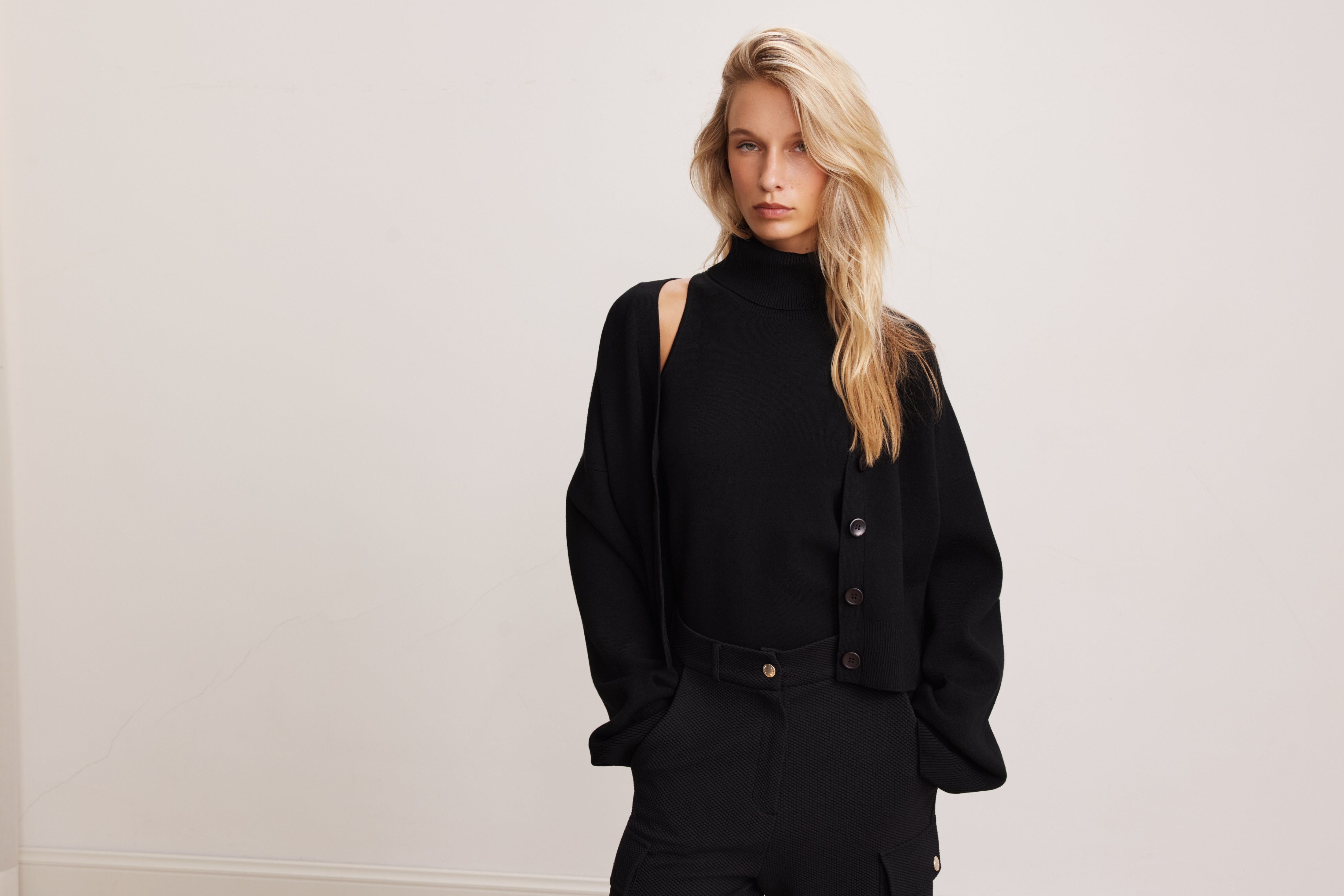 Olly Cardigan - Black