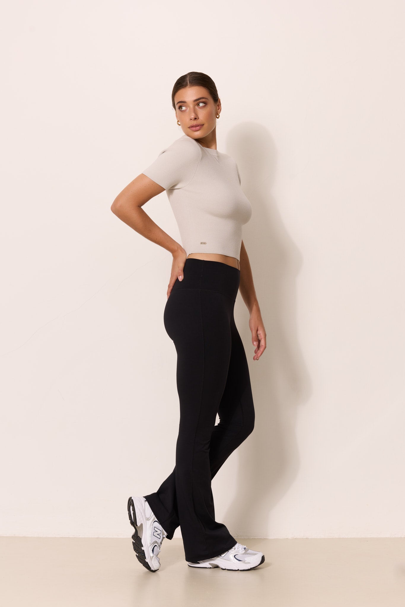 River Lift High-Waisted Flare Legging - Black