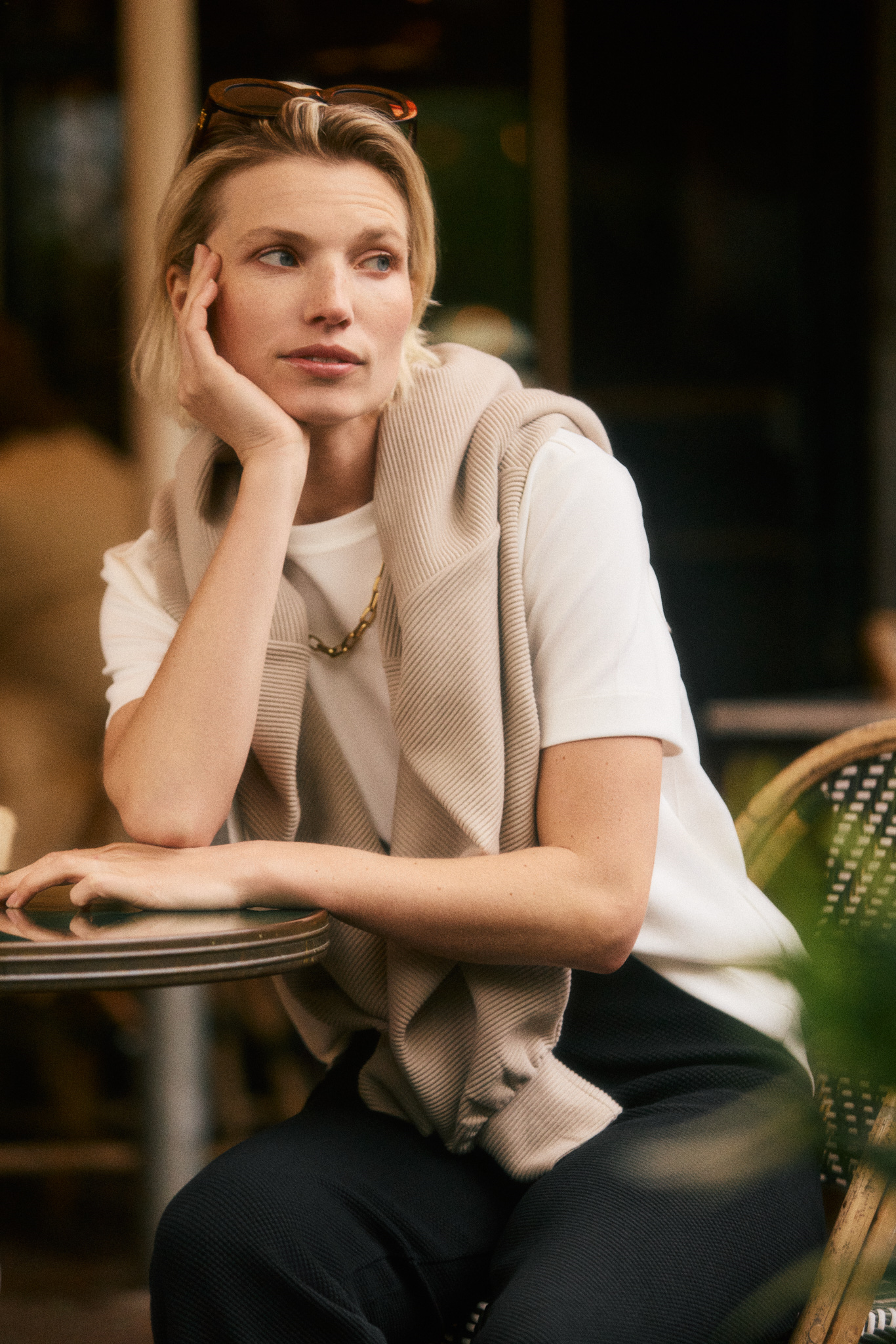 Amber Modern Fit Crew - Pure Cashmere