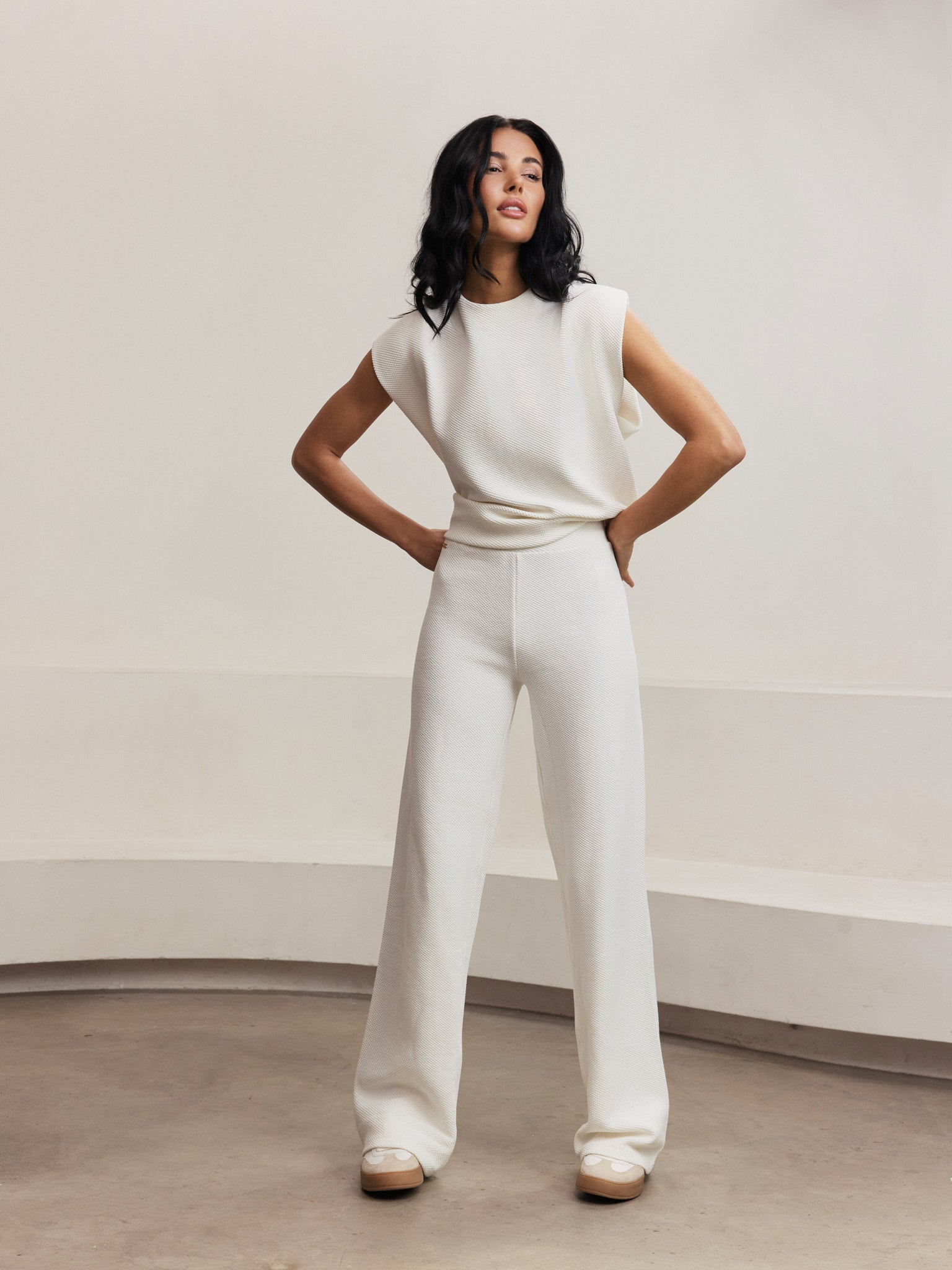 Moon Padded Shoulder Top - Marshmellow