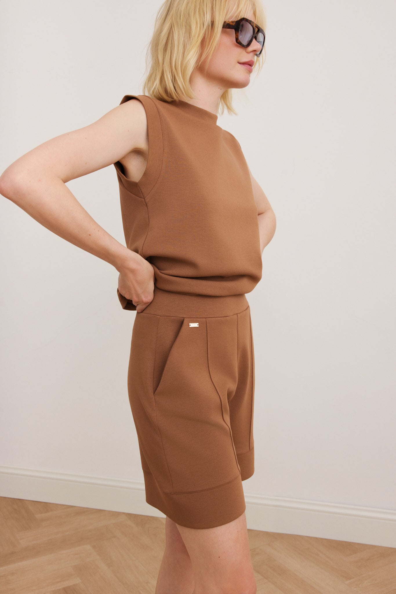 Eva Sleeveless Top - Toffee